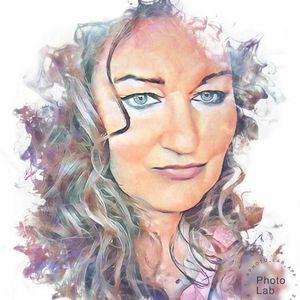 Meet your Posher, Angie